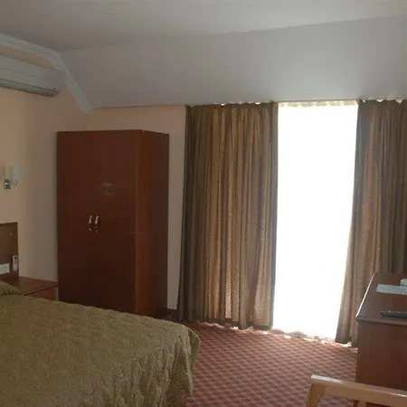 Hotel Pekcan 2*